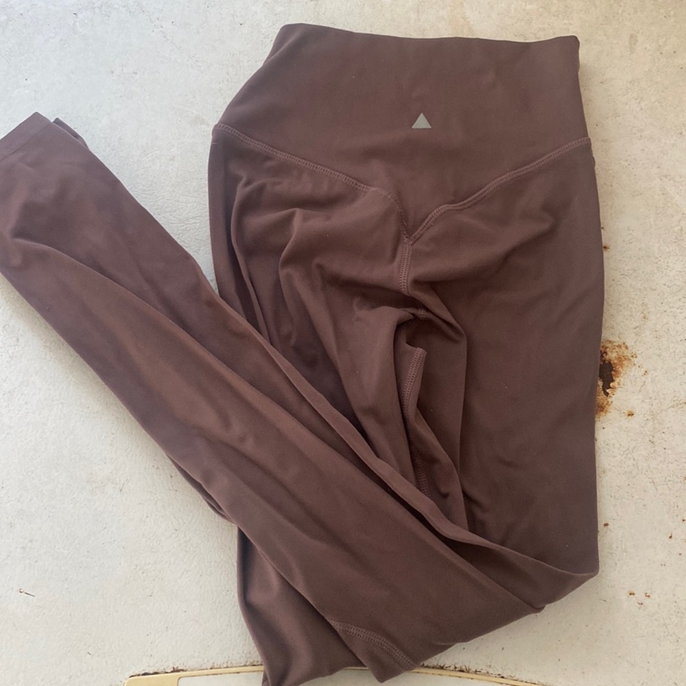 Balance Athletica Ascend Legging Size Small (lightly worn)